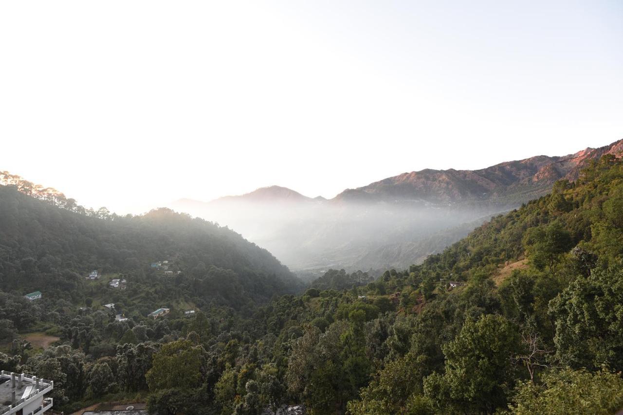 Green Roof Hotel Nainital Luaran gambar