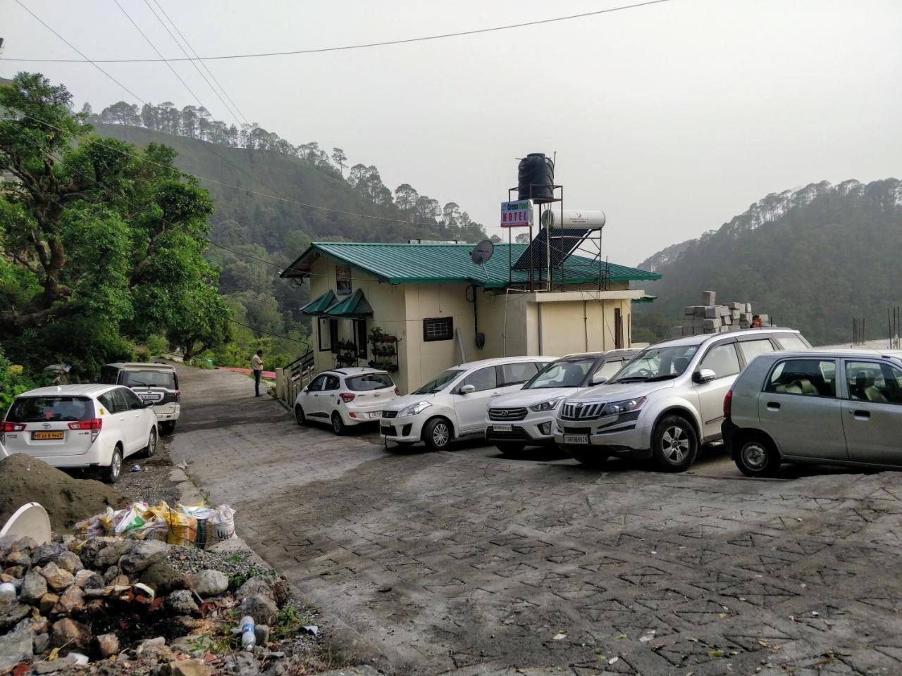Green Roof Hotel Nainital Luaran gambar