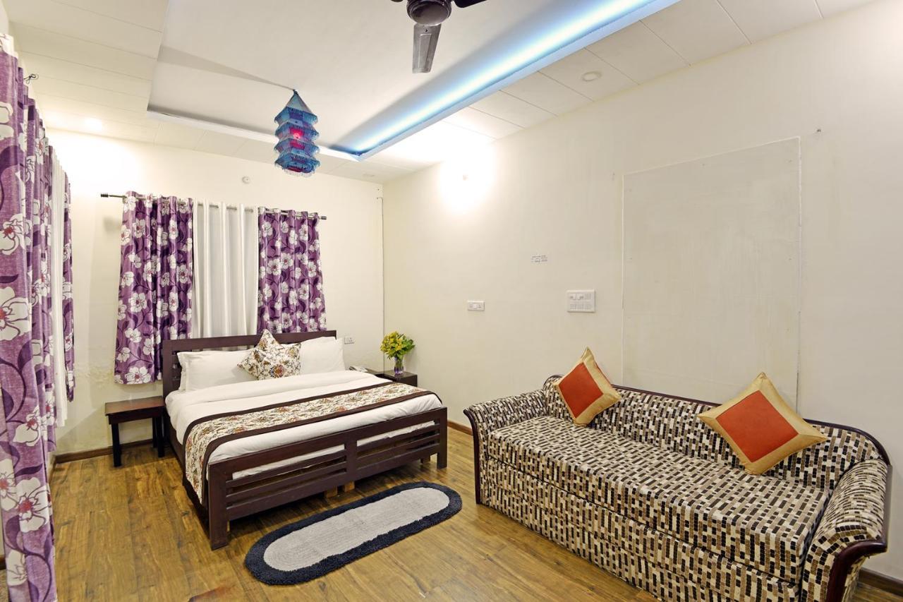 Green Roof Hotel Nainital Luaran gambar