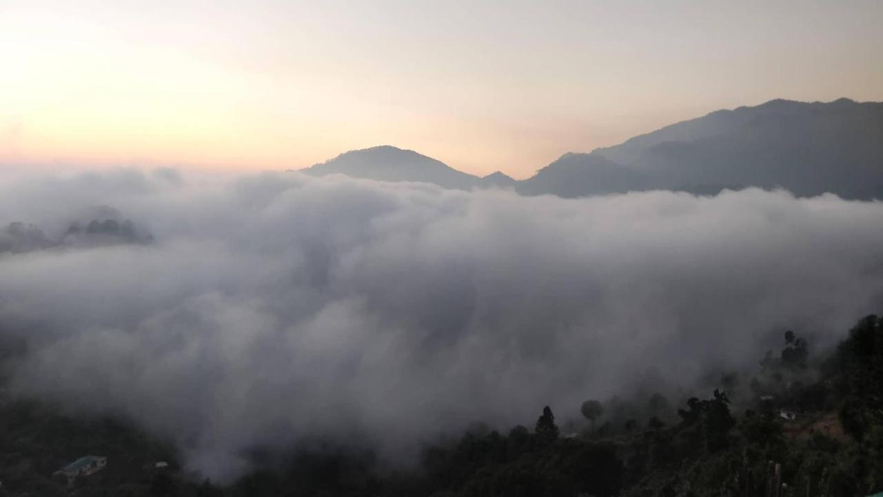 Green Roof Hotel Nainital Luaran gambar