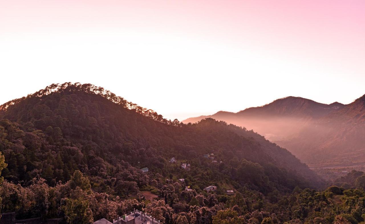 Green Roof Hotel Nainital Luaran gambar